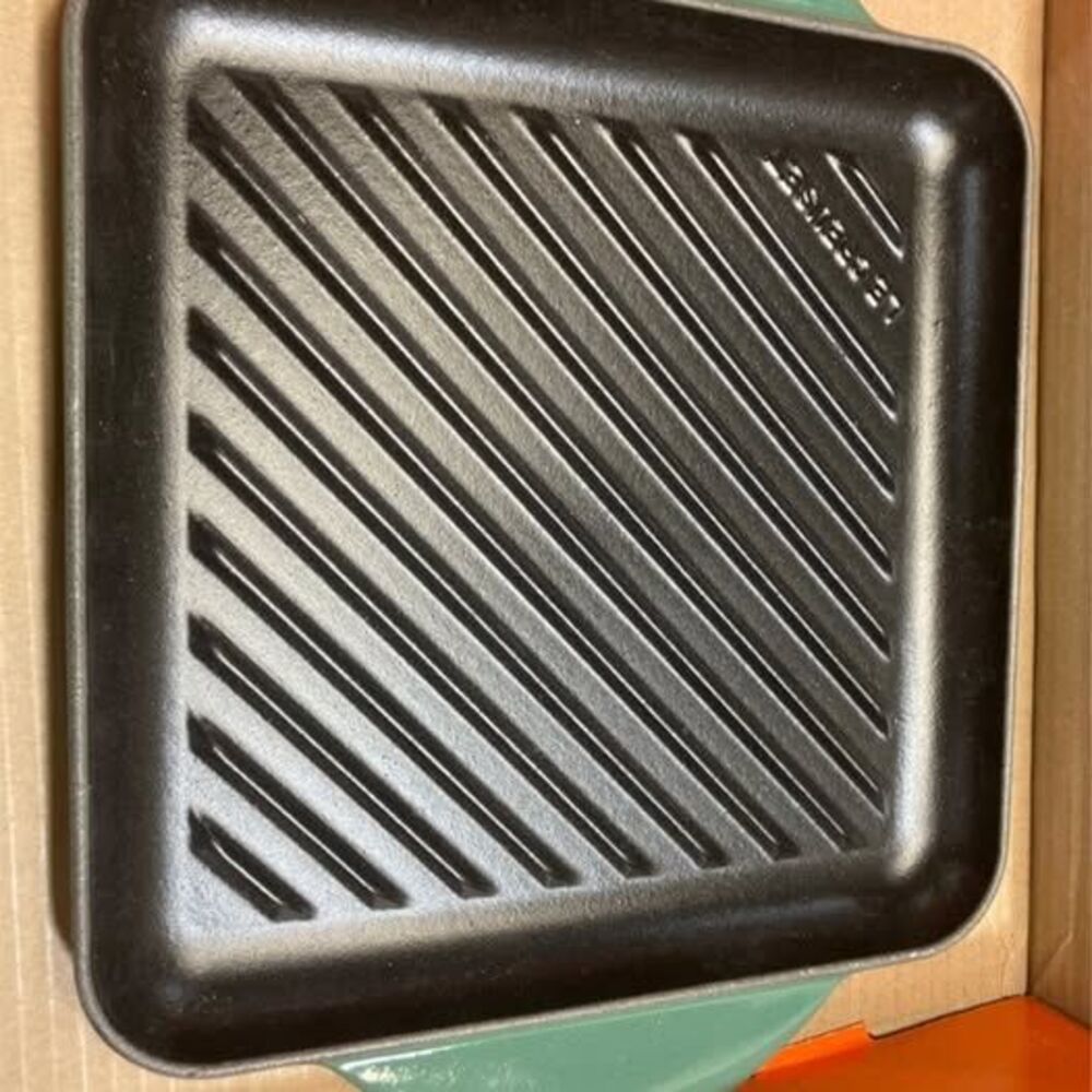 Le Creuset Enameled Cast Iron Square Grill Pan 9.5" Artichaut Green Skillet